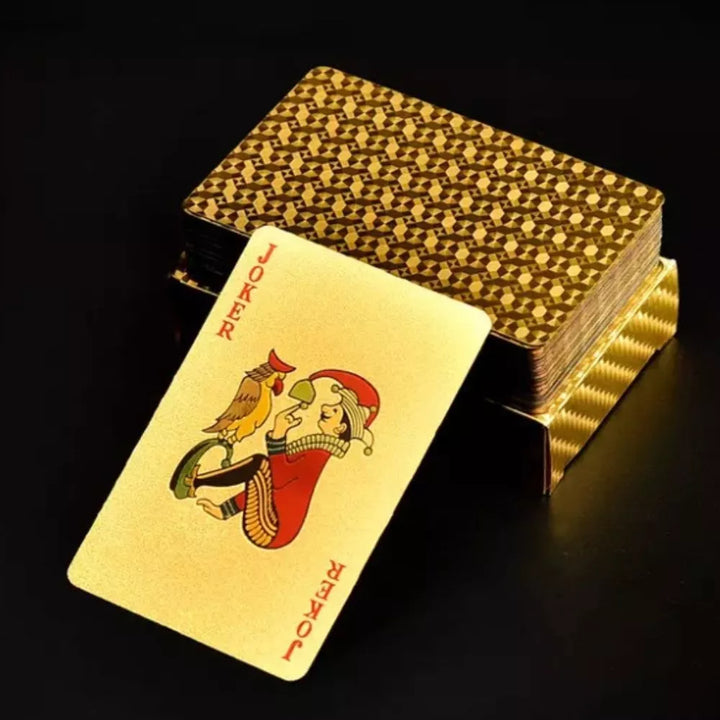 Karty do gry pozlacane 24K w eleganckim drewnianym pudelku