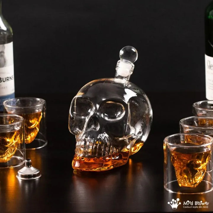 Zestaw prezentowy karafka Czaszka 1000 ml ze szkła + 6 kieliszków Free Spirits