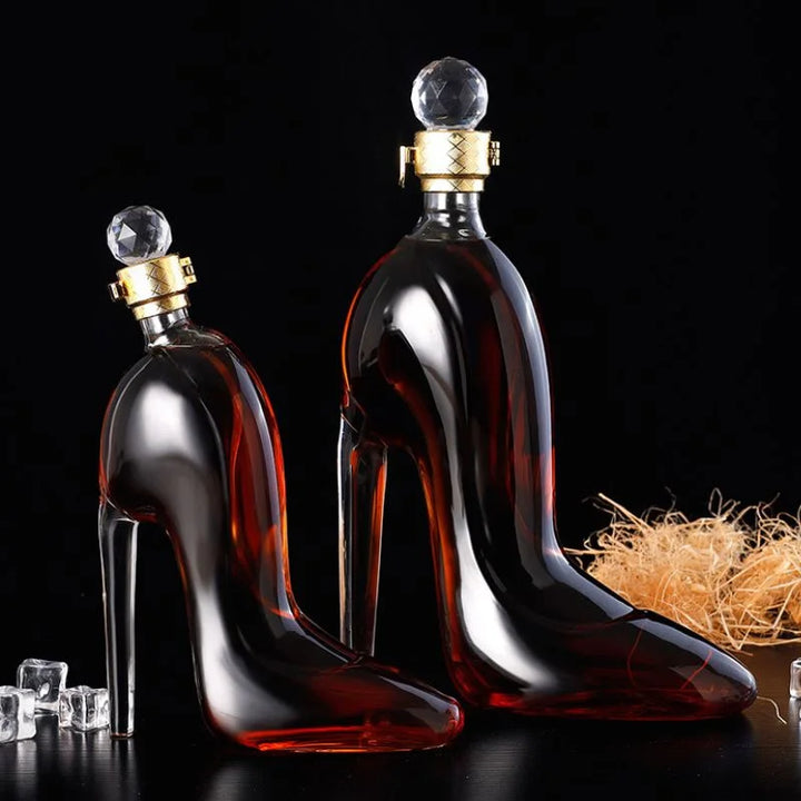 Karafka do napojów Glam Heel 750 ml