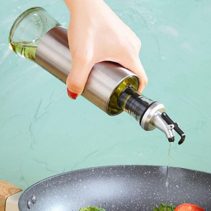 Dozownik na olej 300 ml srebrny