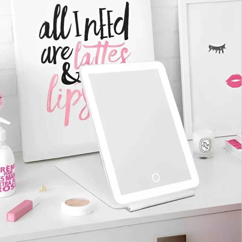 Lusterko make up podrozne z 72 LED skladane i ladowalne