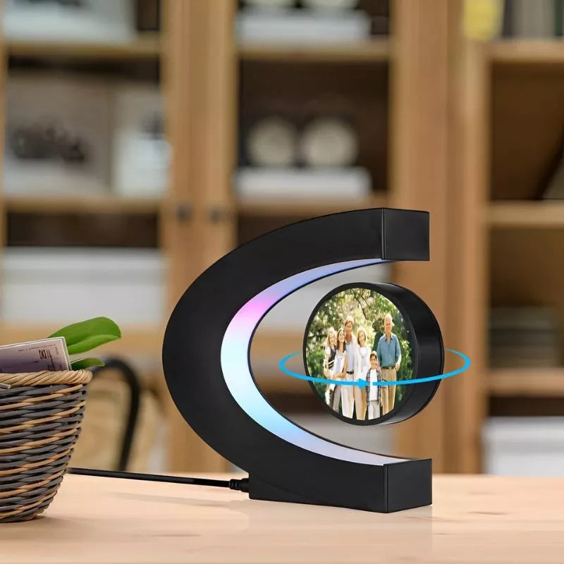 Magnetyczna ramka na zdjęcia z podświetleniem RGB