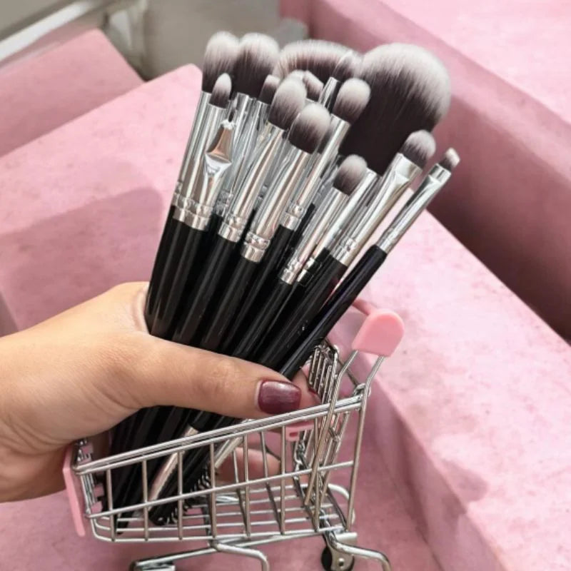 Zestaw 25 pędzli do makijażu Feel Gorgeous
