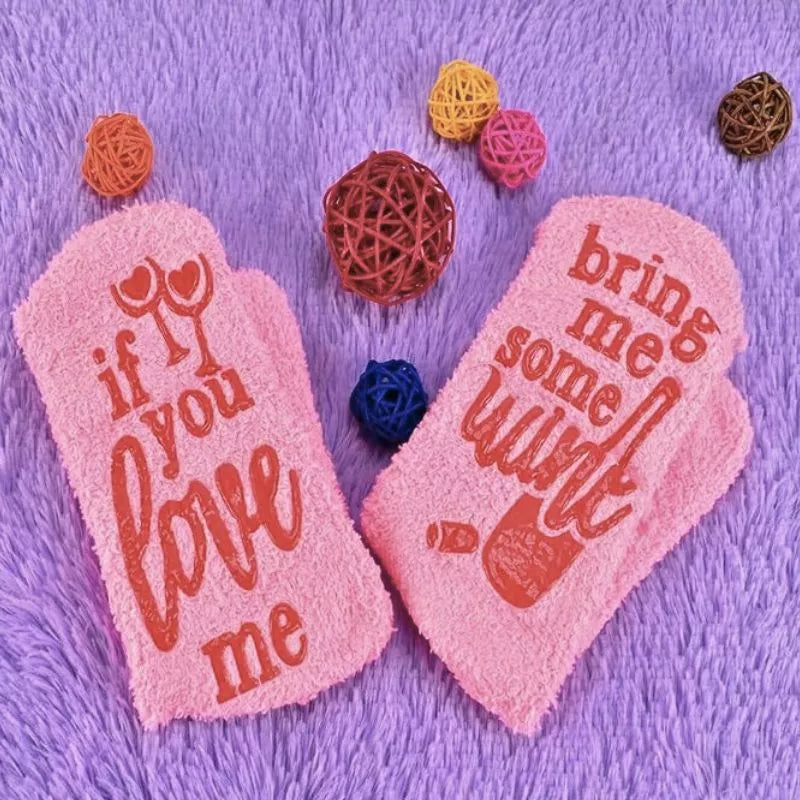 Zabawne skarpetki If you love me Bring Me Wine Babeczki rozowe