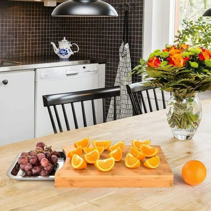 Deska do krojenia z bambusa z tacą ze stali nierdzewnej