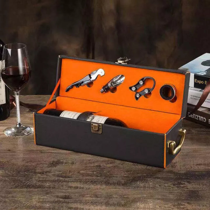 Pudełko na wino Deluxe na 1 butelkę z akcesoriami w zestawie wnętrze pomarańczowe