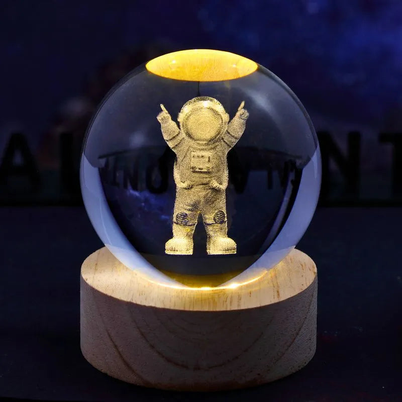 szklana-kula-z-astronauta