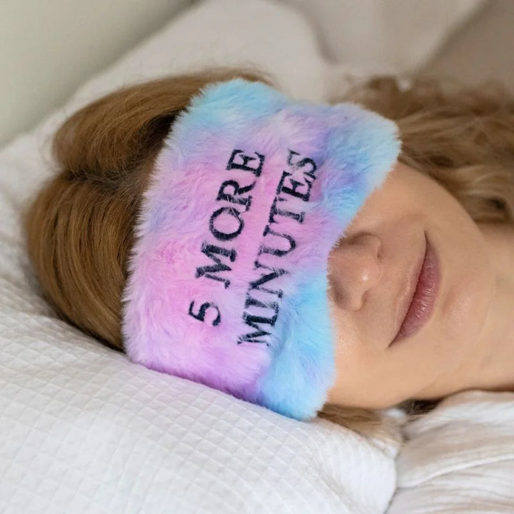 opaska-na-oczy-do-spania-jeszcze-piec-minut