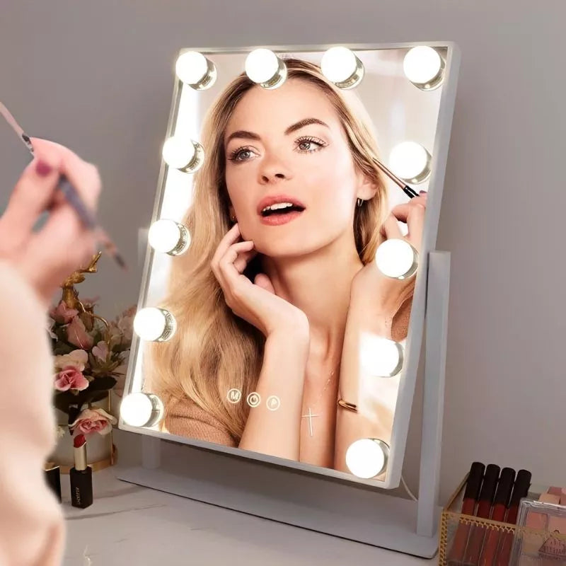 profesjonalne-lusterko-do-makijazu-z-12-zarowkami-led-hollywood-star  