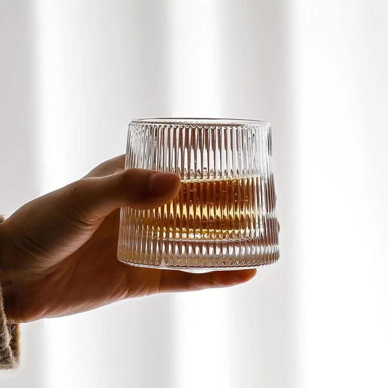 Kieliszek whiskey Rotating Vertical