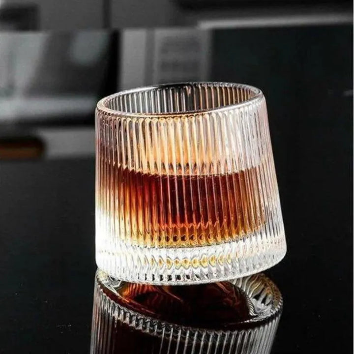 Kieliszek whiskey Rotating Vertical