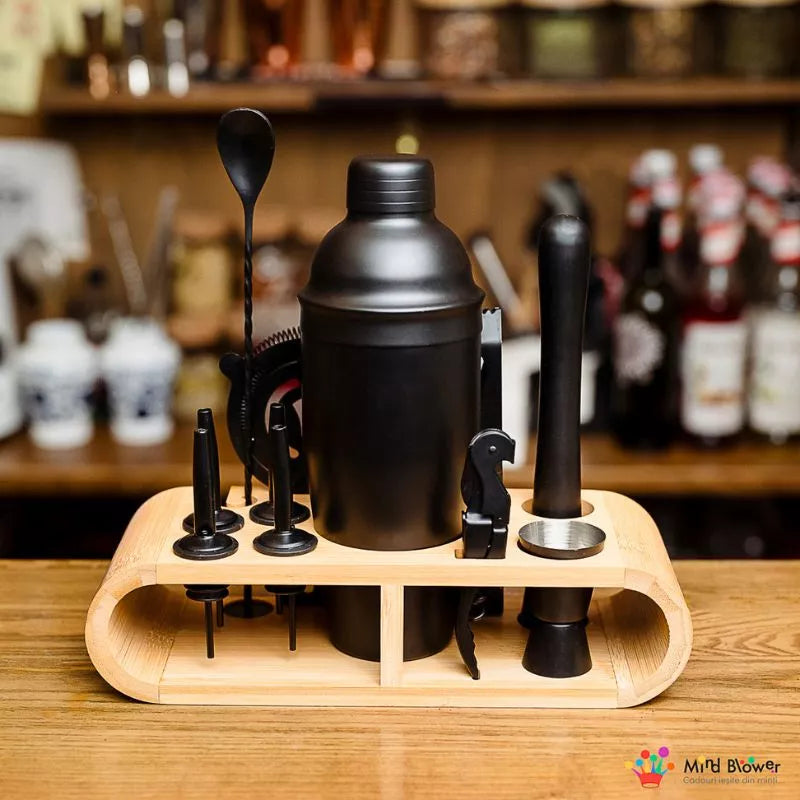 zestaw-prezentowy-cocktail-shaker-mixology-z-11-akcesoriami-750ml-czarny
