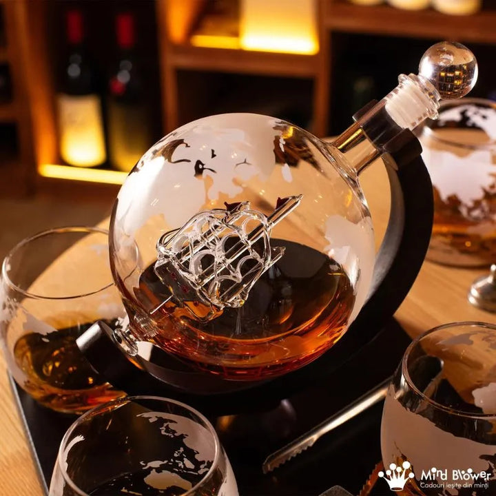 Zestaw prezentowy karafka Globus z 4 kieliszkami Deluxe